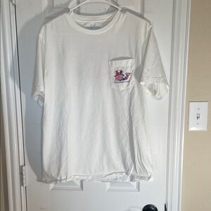 Vineyard Vines patriotic tshirt, red white & blue bearded whale, size large